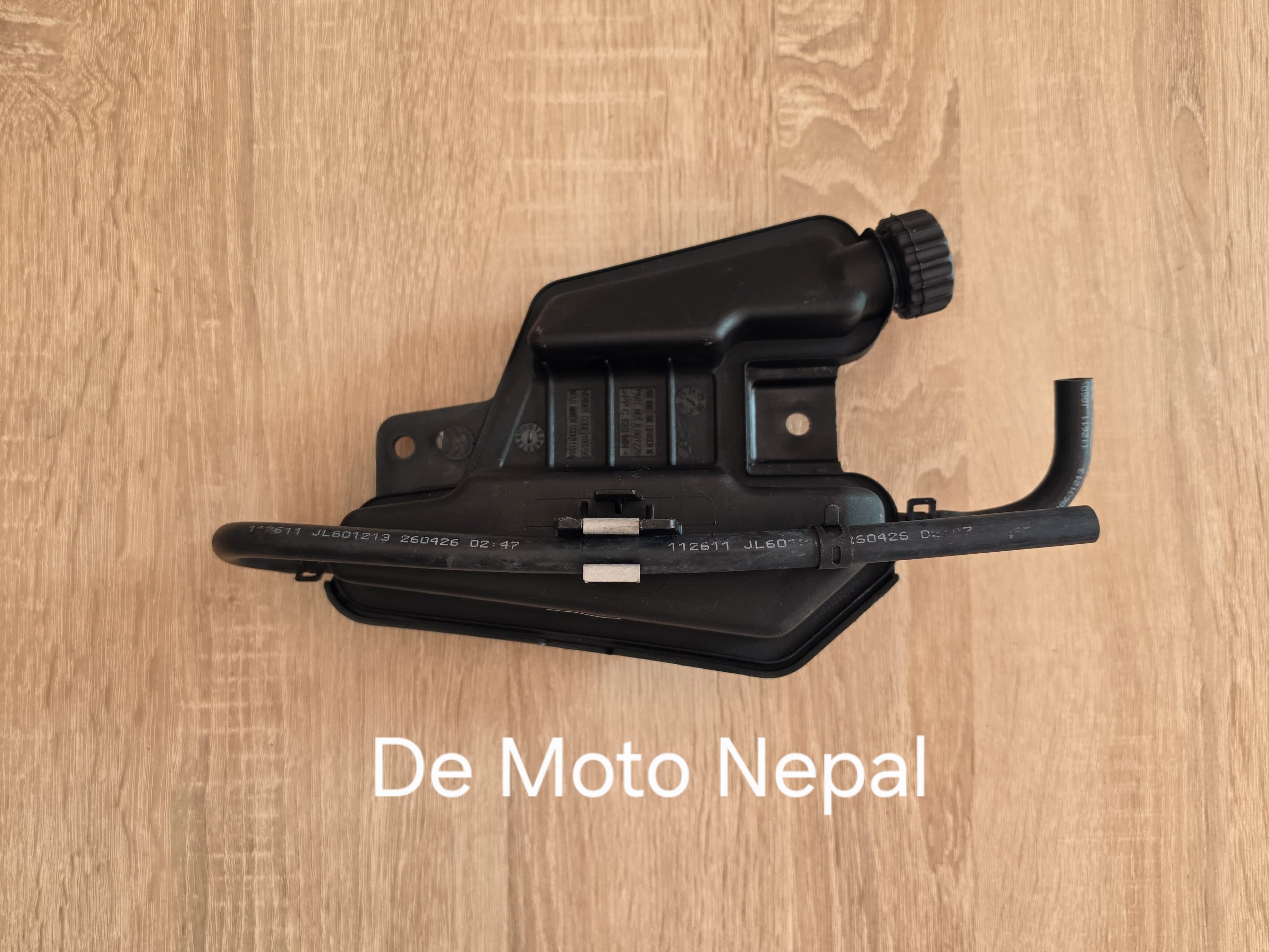 Bajaj Ns 200 Coolant Tank / Box ( Genuine )